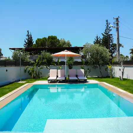 Jessica 希萨勒尼